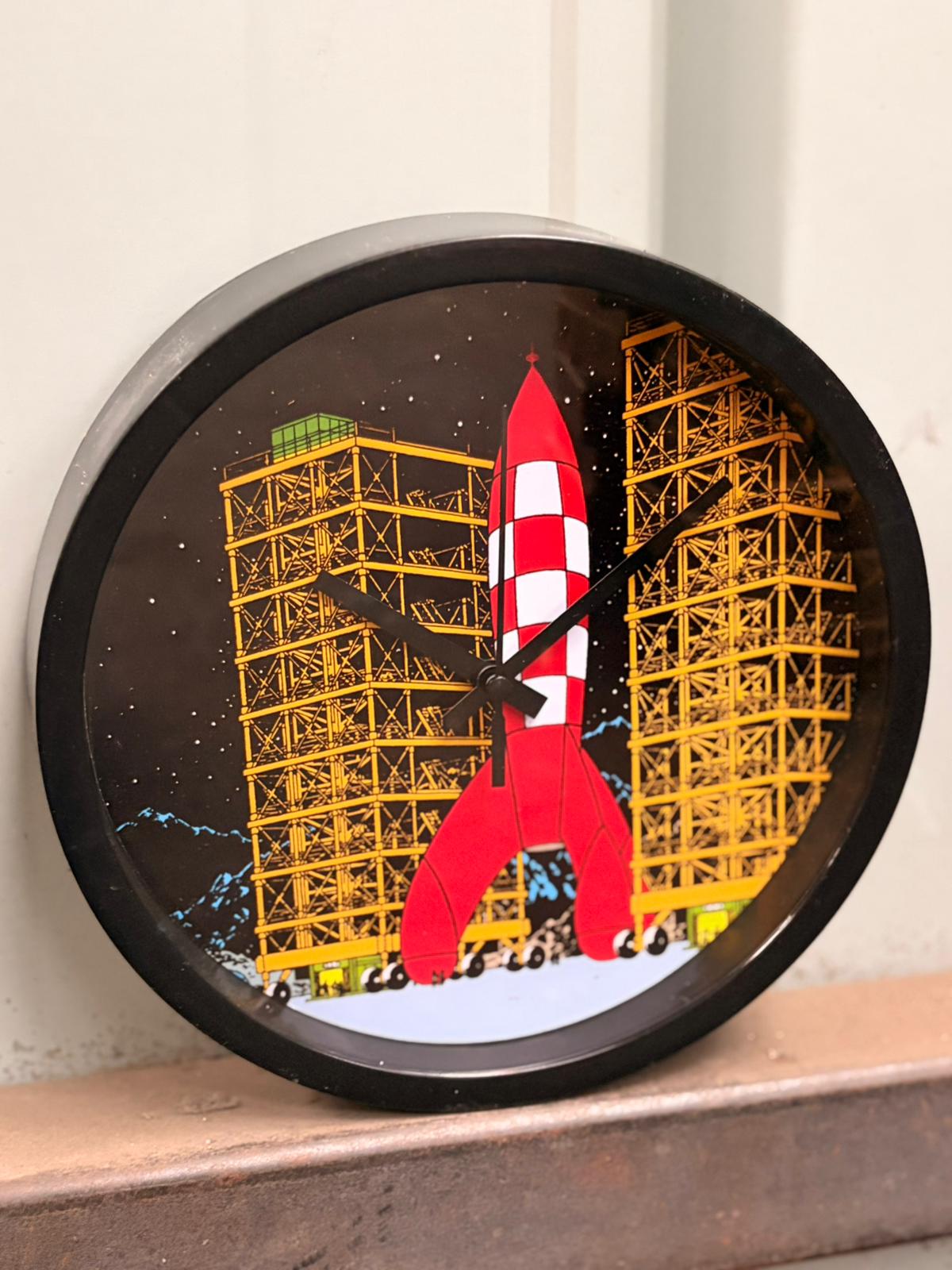 Horloge décorative Décollage – Design iconique & esprit vintage