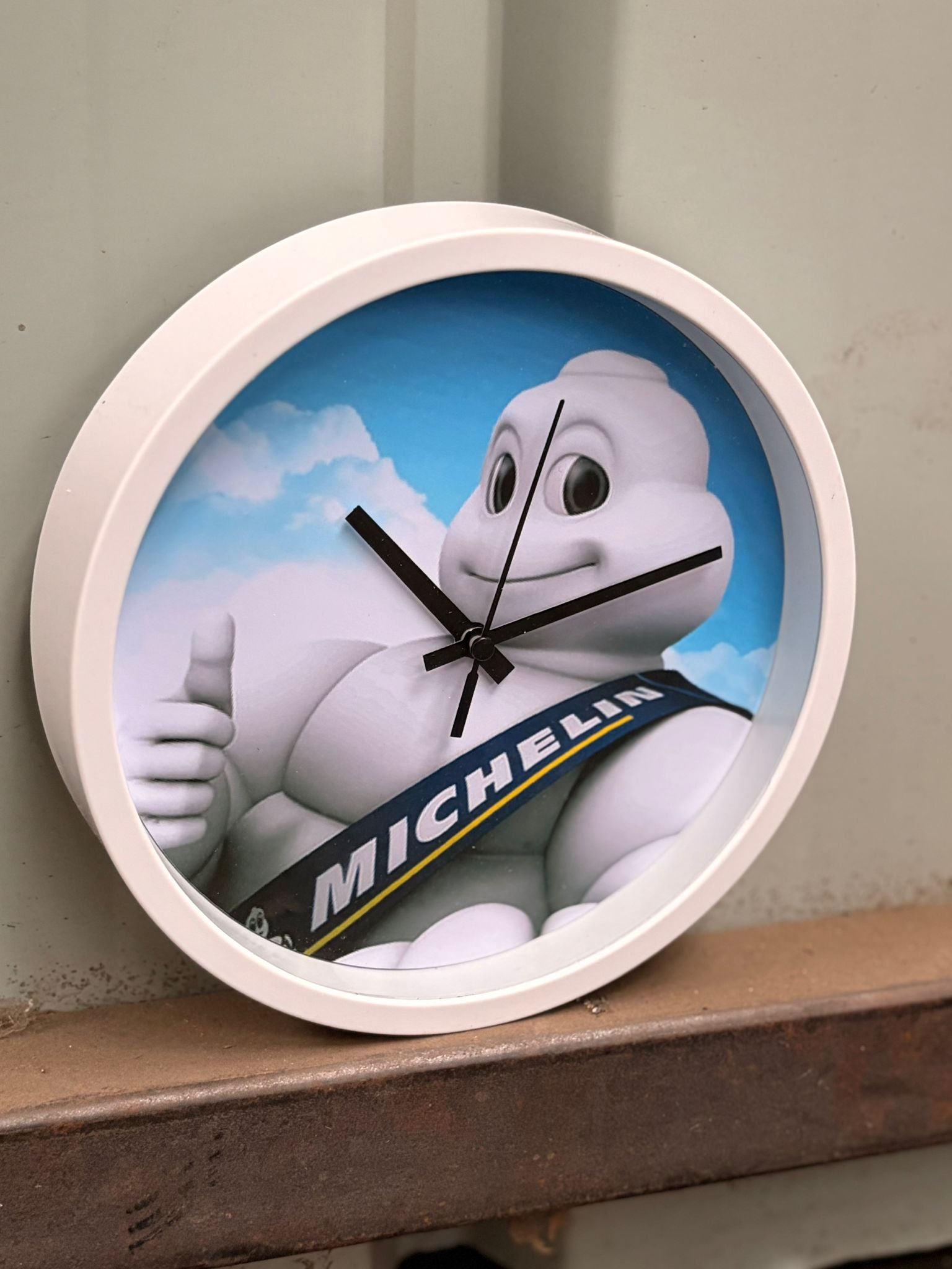 Horloge décorative Michelin – Design iconique & esprit vintage